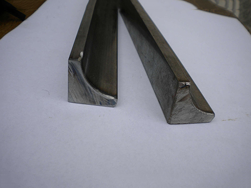 对无锡冷拉型钢采取磷化膜覆盖其外表能有效的弥补自身的缺陷